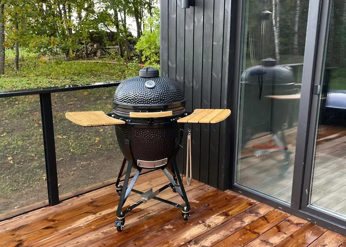 Kuusemaee Puhkemaja 펜션 Raegavere